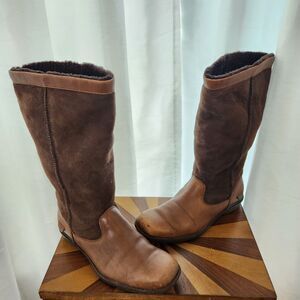 UGG Boots Womens Size 9 Brown Brookfield Sherpa Lined Tall Boots Leather